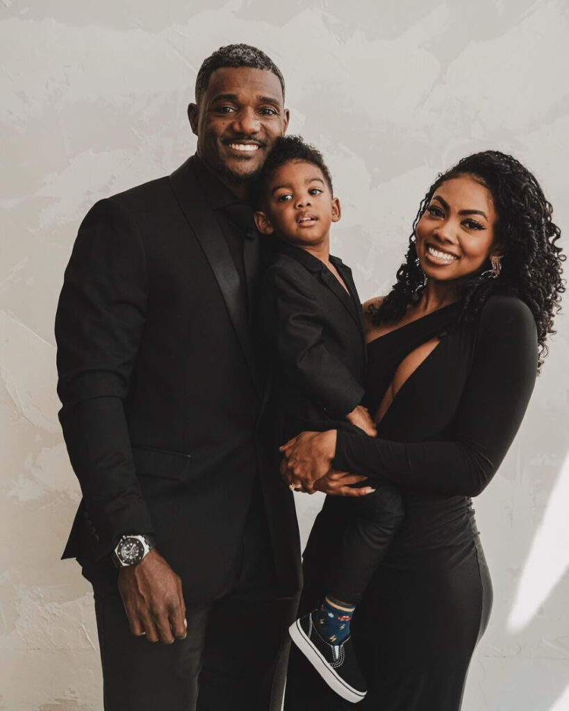 Justin Gatlin with his wife and son